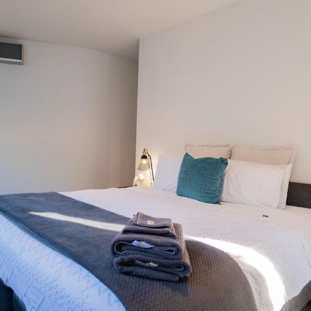 Large Executive 3 Bedroom Yarralumla Luaran gambar